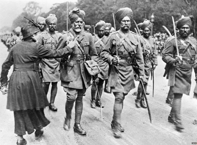 Indian troops going to war with Britain.