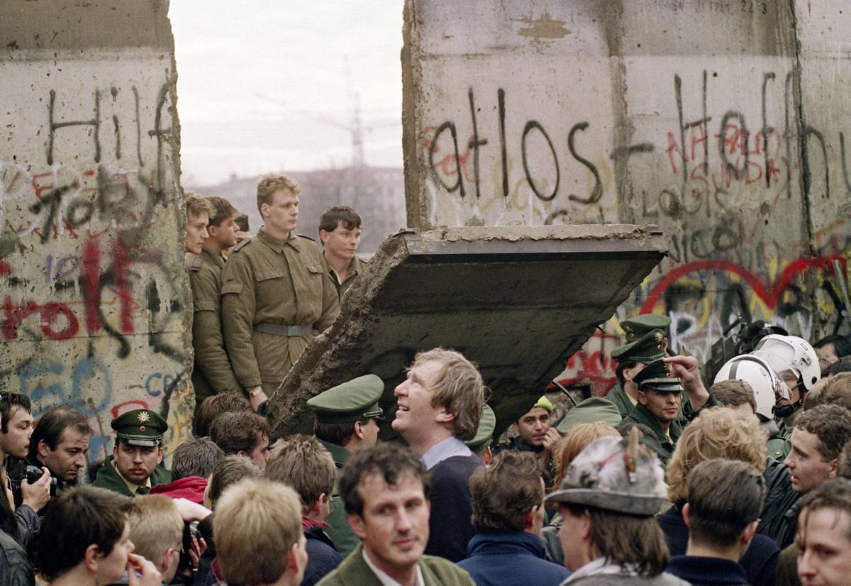 berlin-wall-fall-25th-anniversary